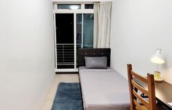 Hillington Green (D23), Condominium #568324071
